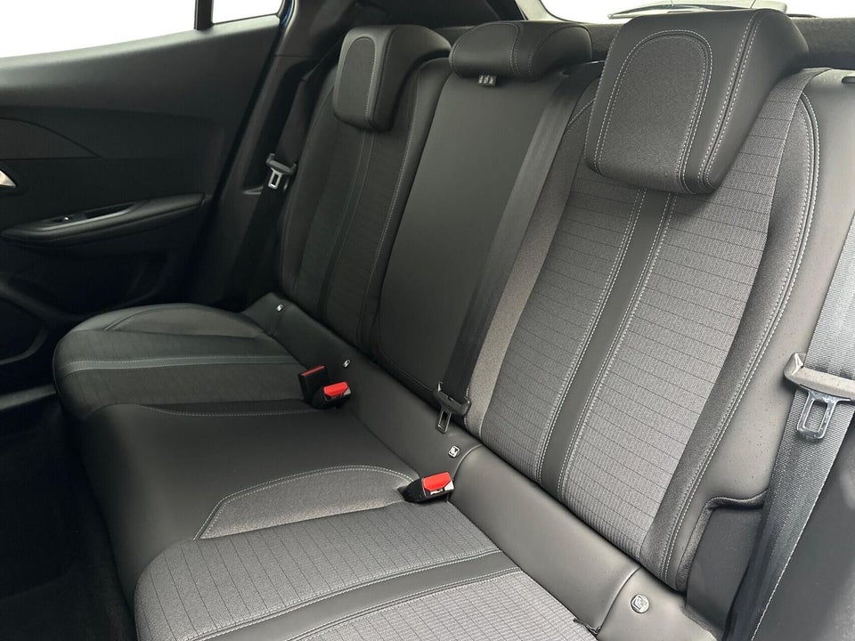 Peugeot e-2008 50 Allure Pack 5d