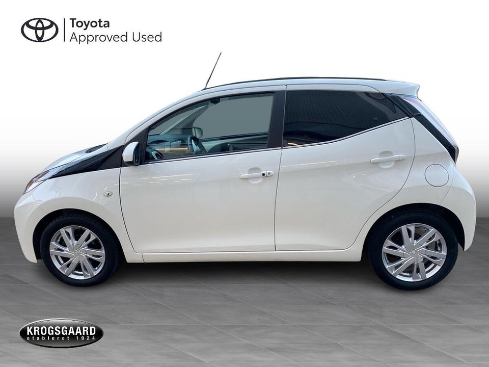 Toyota Aygo 1,0 VVT-i x-wave 5d