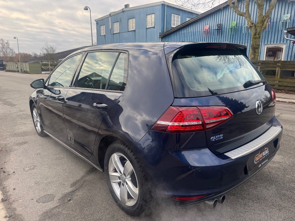 VW Golf VII 1,4 GTE DSG Van 5d