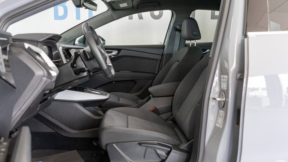 Audi Q4 e-tron 40 Advanced Sportback 5d