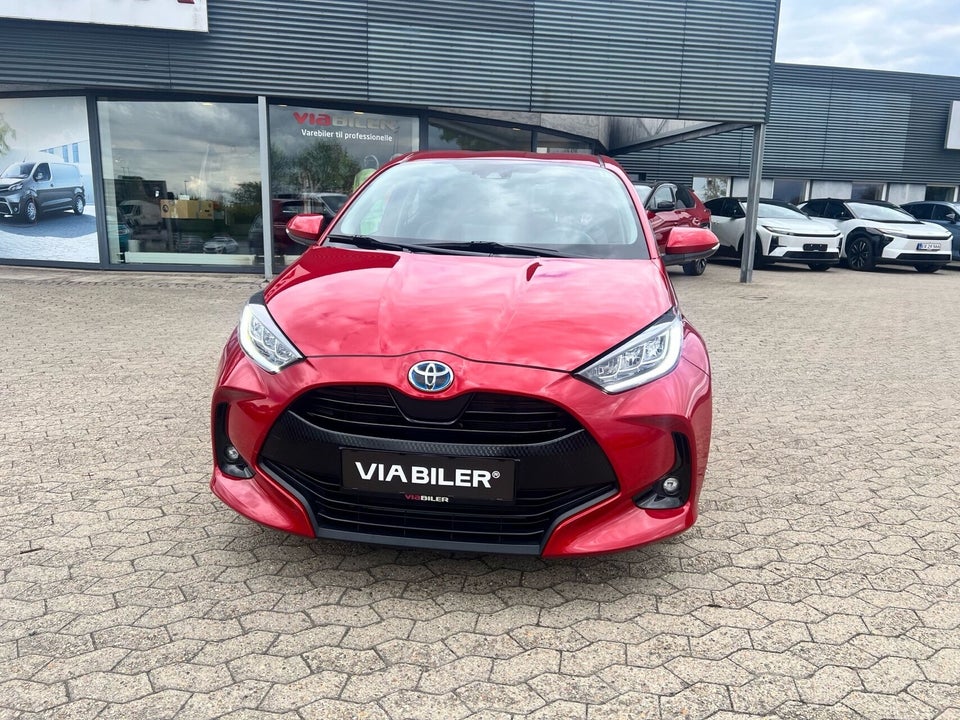 Toyota Yaris 1,5 Hybrid Active Tech e-CVT 5d