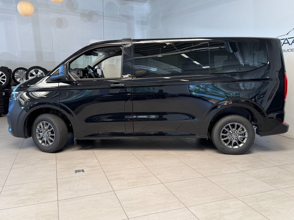 VW e-Caravelle 64 Basis SWB