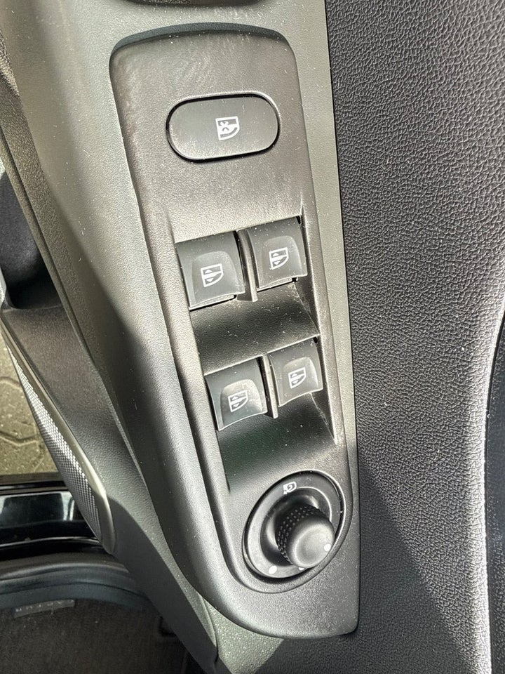 Renault Captur 0,9 TCe 90 Expression 5d