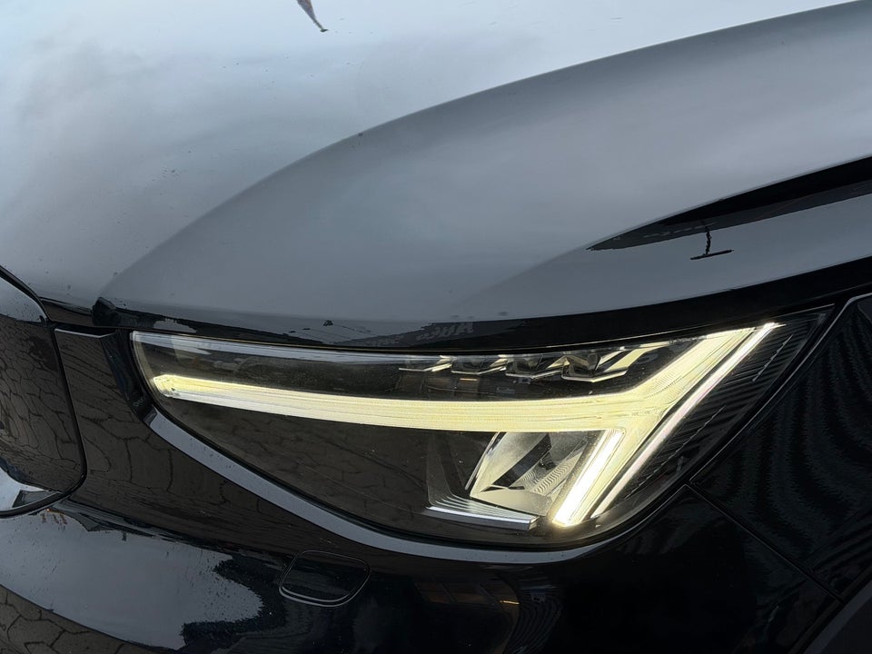 Volvo XC40 ReCharge Core 5d