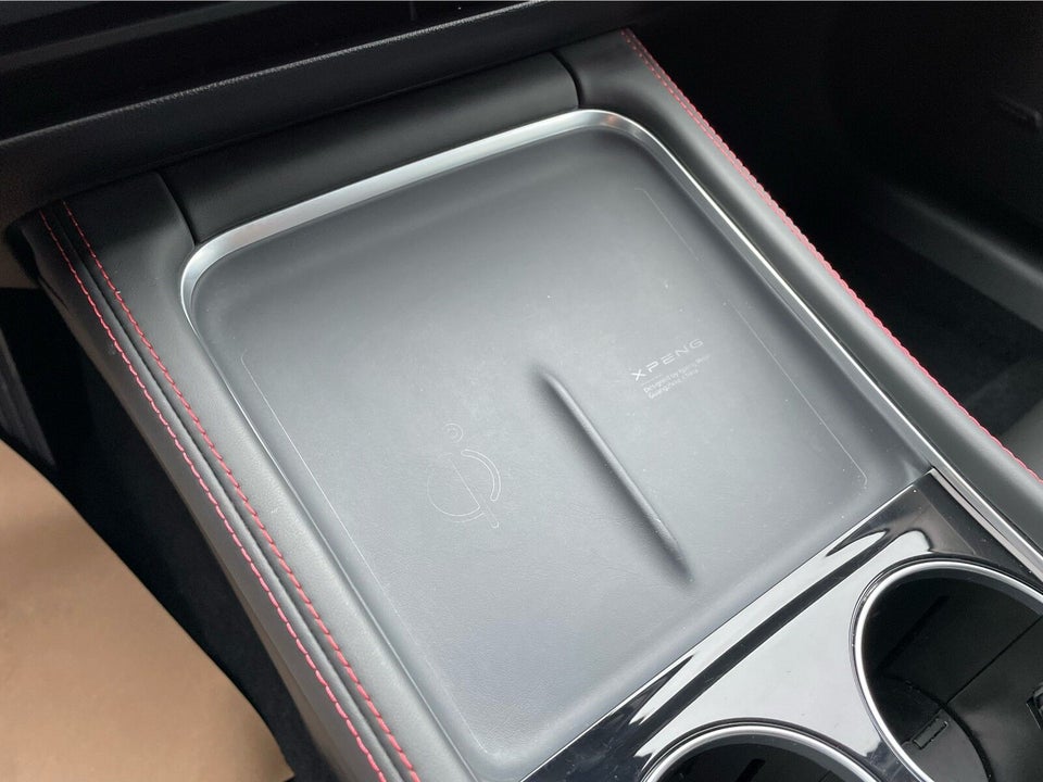 Xpeng P7 Long Range 4d