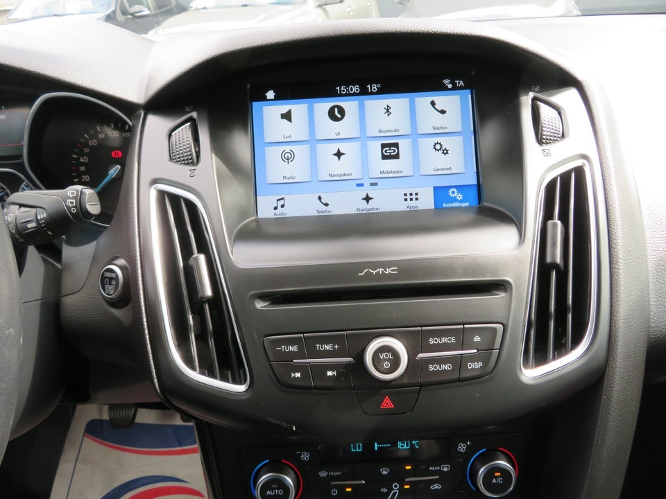 Ford Focus 1,0 EcoBoost Titanium stc. 5d