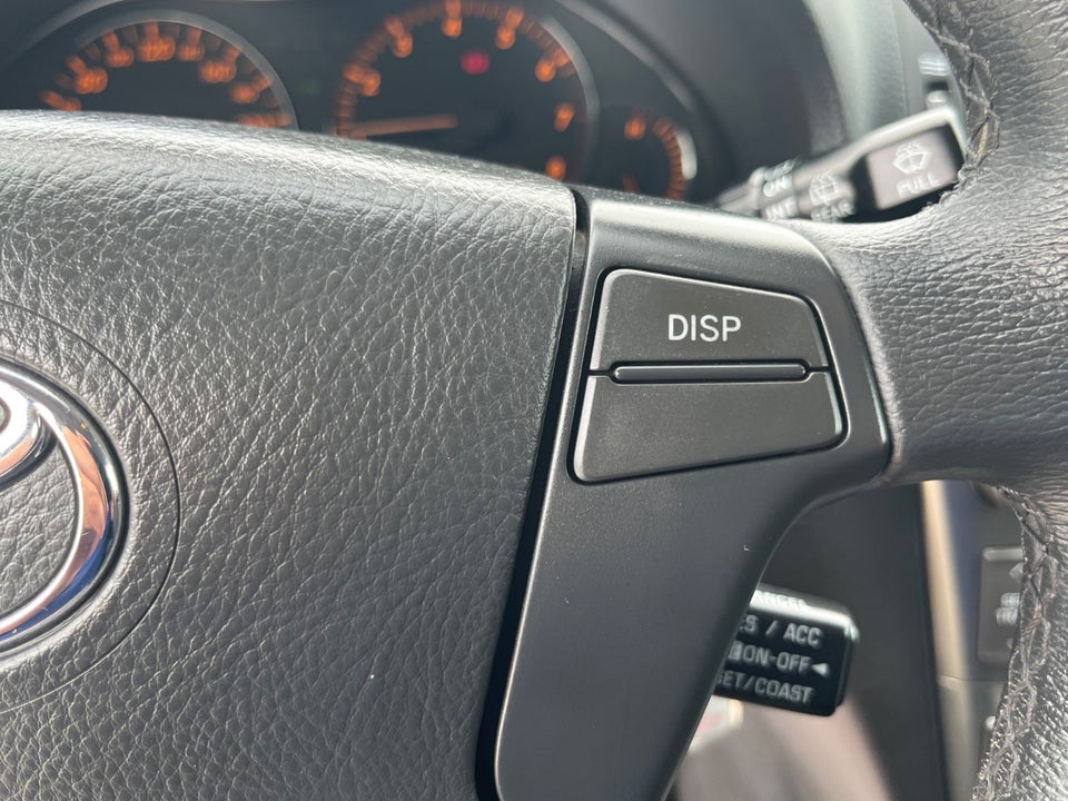 Toyota Avensis 2,0 Sol stc. 5d