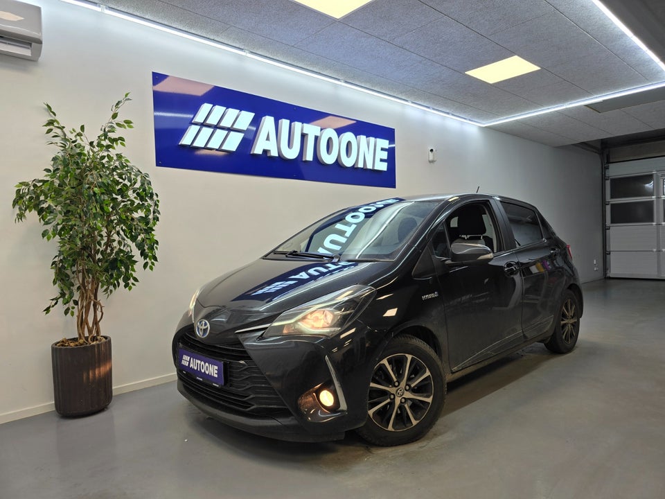 Toyota Yaris 1,5 Hybrid H3 Smart e-CVT 5d