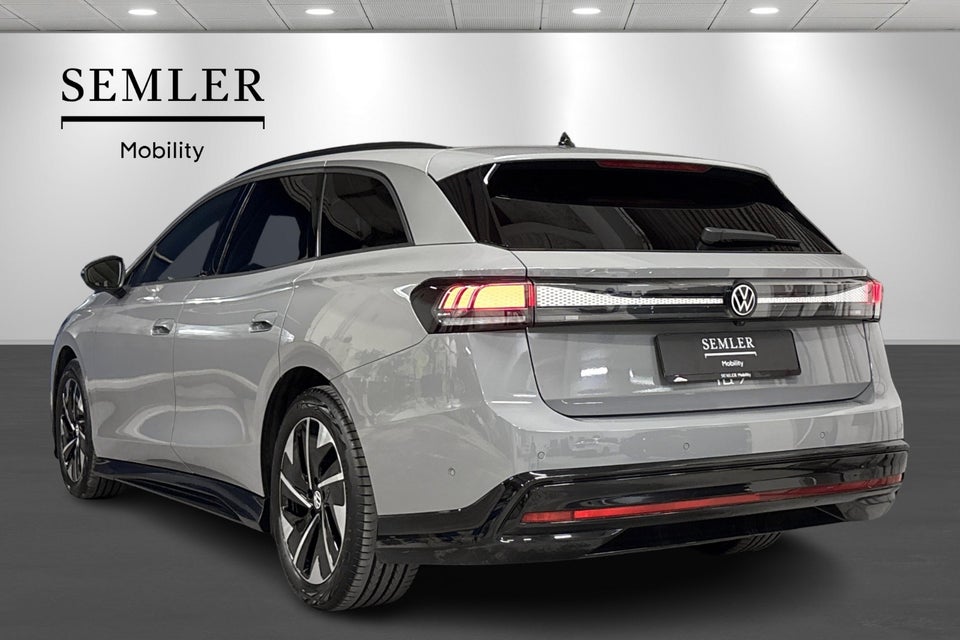 VW ID.7 77 Style Tourer 5d