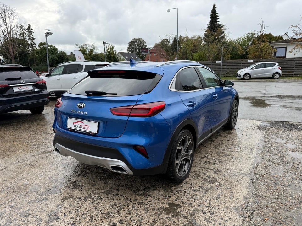 Kia XCeed 1,6 PHEV Upgrade DCT 5d