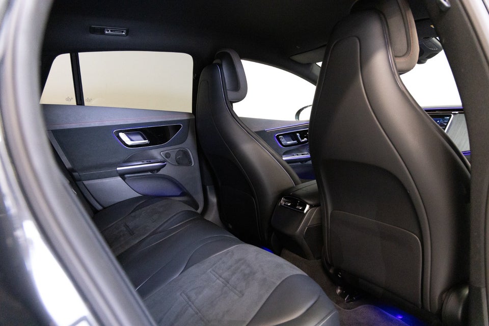 Mercedes EQE350 AMG Line 4d