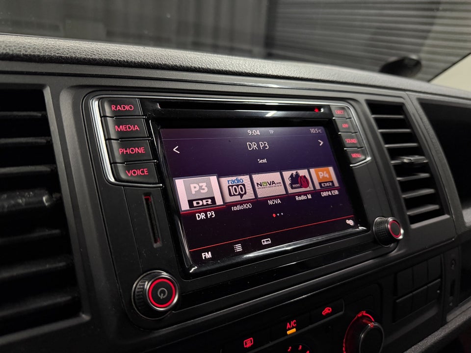 VW Transporter 2,0 TDi 204 Kassevogn DSG lang