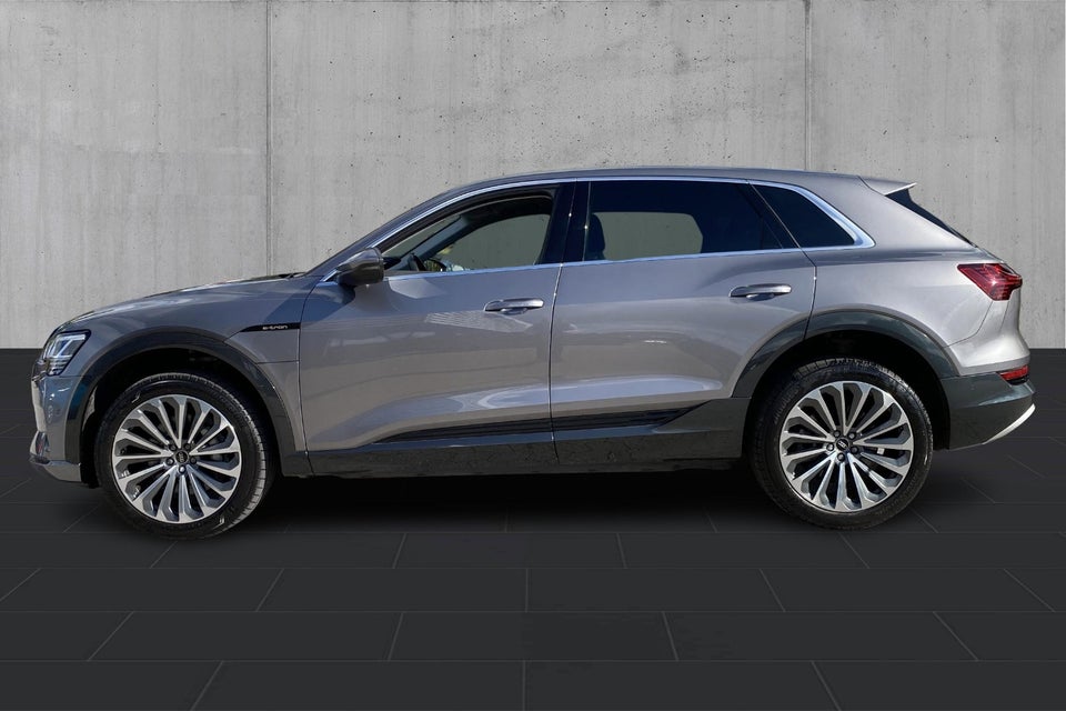 Audi e-tron 50 quattro 5d