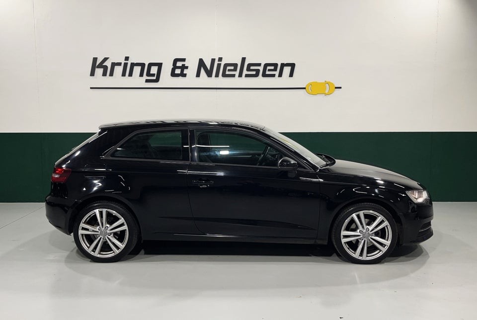 Audi A3 1,6 TDi 110 Attraction 3d