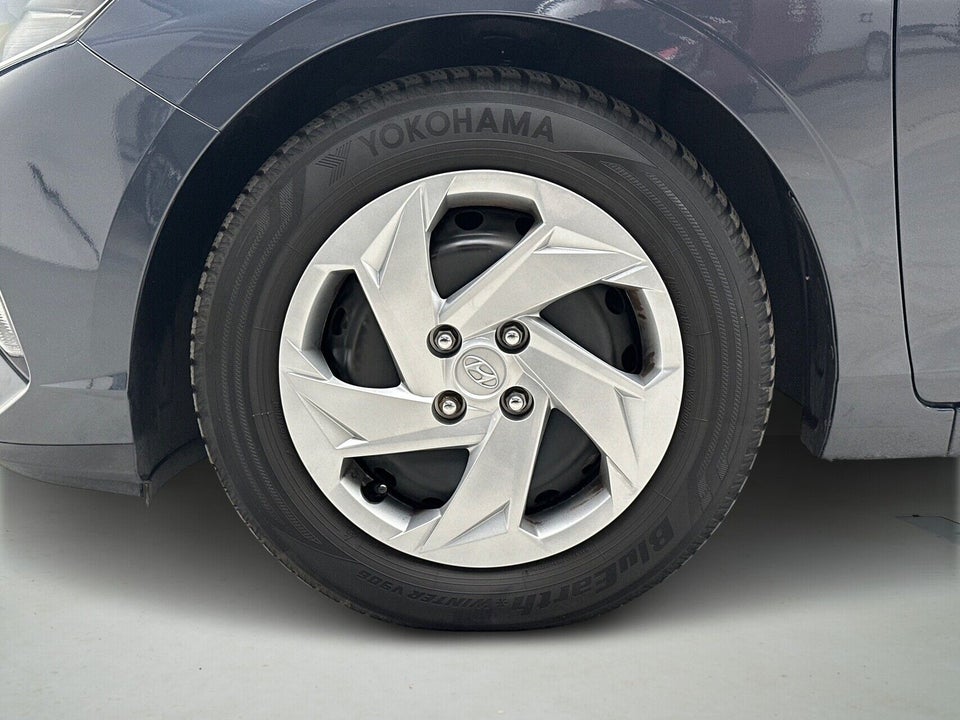 Hyundai i20 1,0 T-GDi Essential DCT 5d