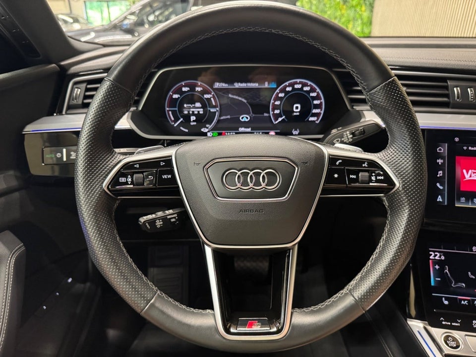 Audi e-tron 55 S-line Sportback quattro 5d