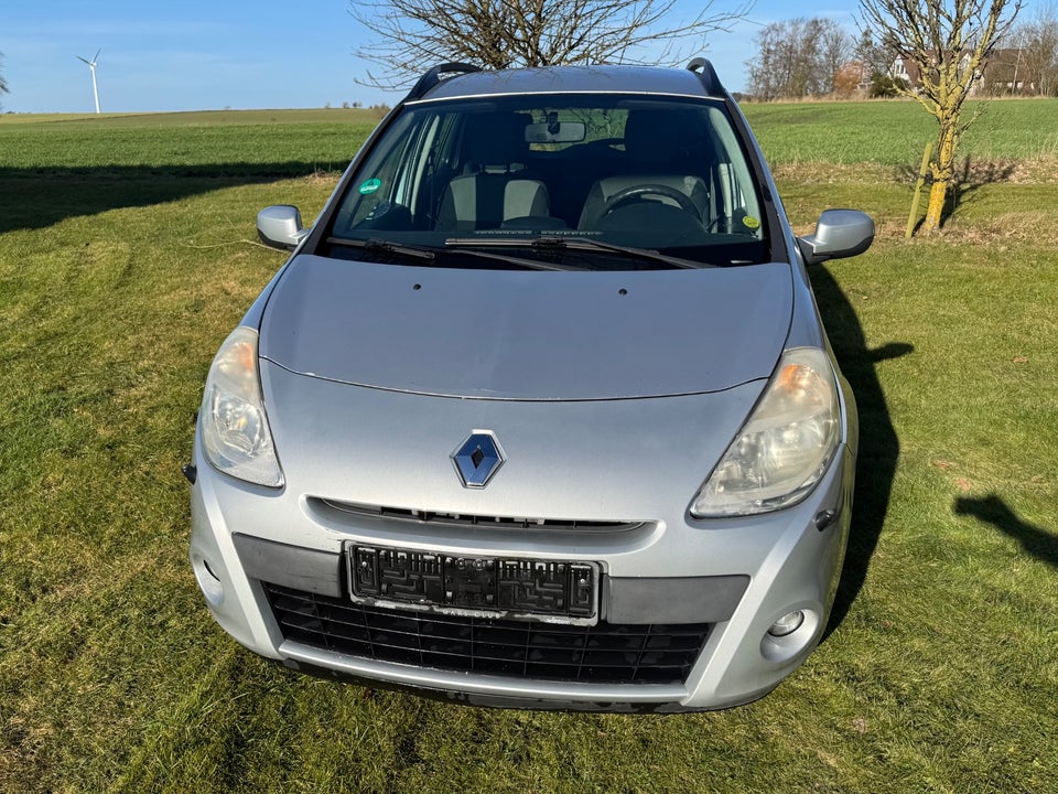 Renault Clio III 1,2 16V Sport Tourer 5d