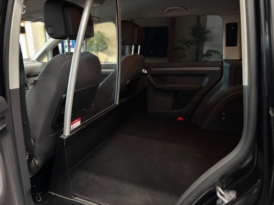 VW Touran 1,6 TDi 105 Comfortline DSG BM Van 5d