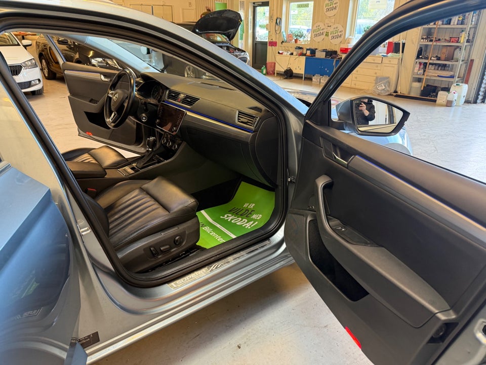 Skoda Superb 1,4 TSi 150 Business Executive Combi DSG 5d