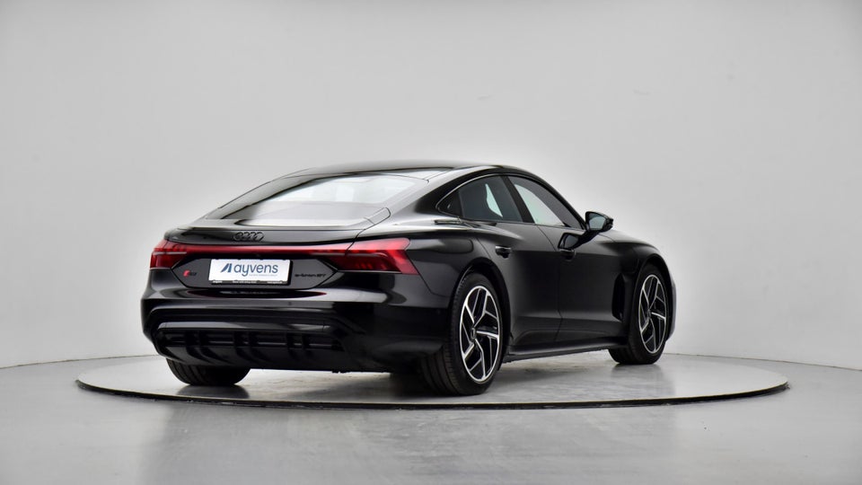 Audi RS e-tron GT quattro 4d