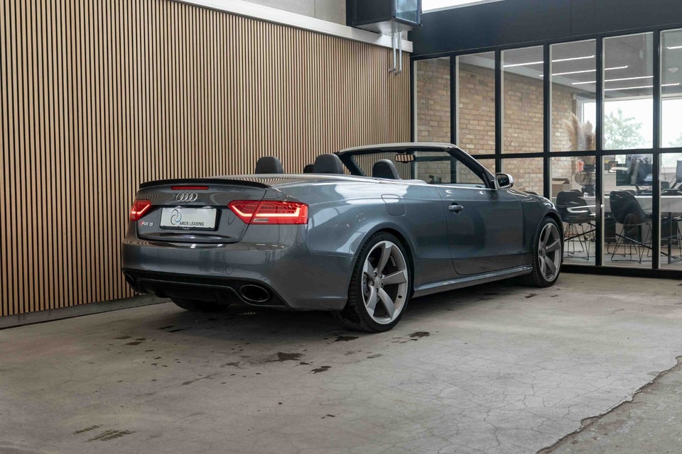 Audi RS5 4,2 FSi Cabriolet quattro S-tr. 2d