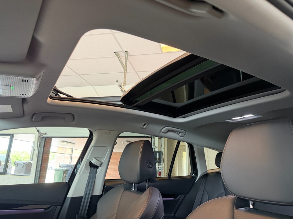 Skoda Enyaq 80 iV Suite 5d