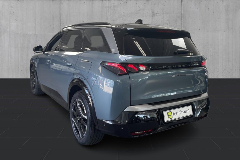 Peugeot e-5008 77 GT Pack 7prs 5d