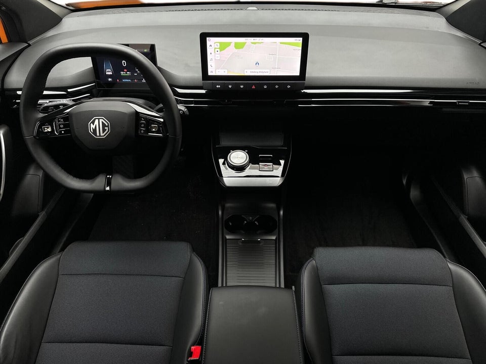 MG 4 77 Luxury Extended Range 5d