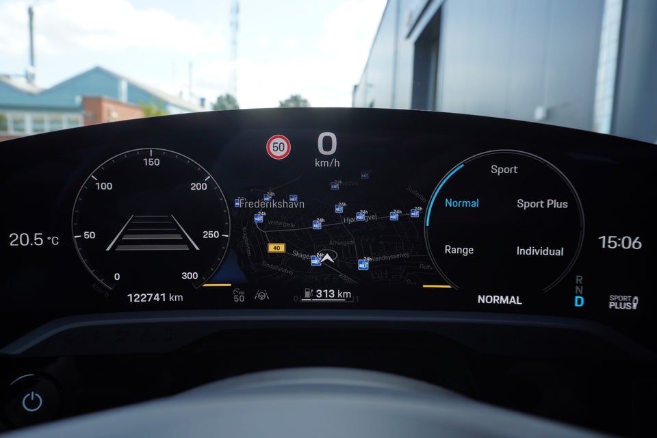 Porsche Taycan 4S Performance+ Cross Turismo 5d