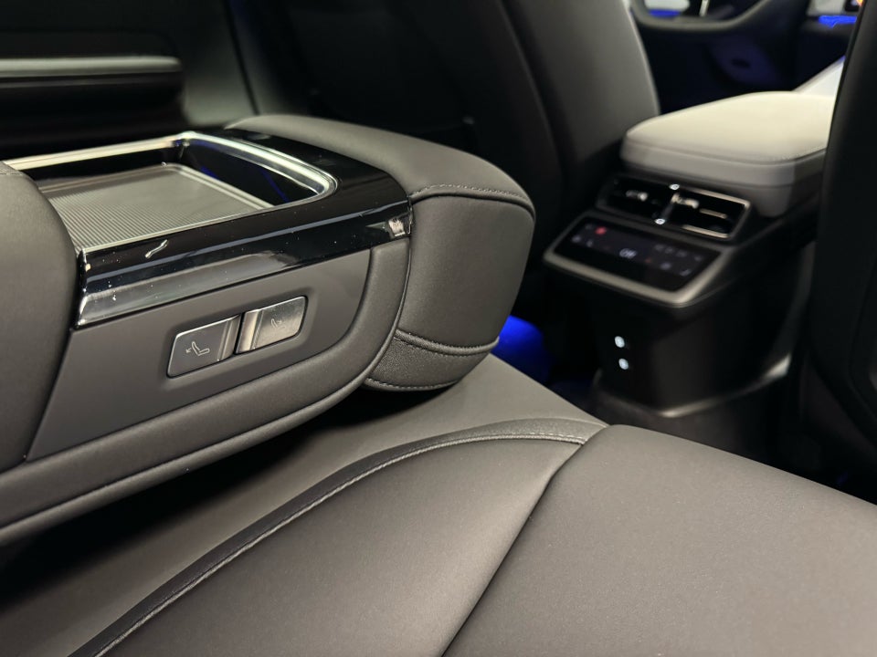 Polestar 4 Long Range AWD 5d