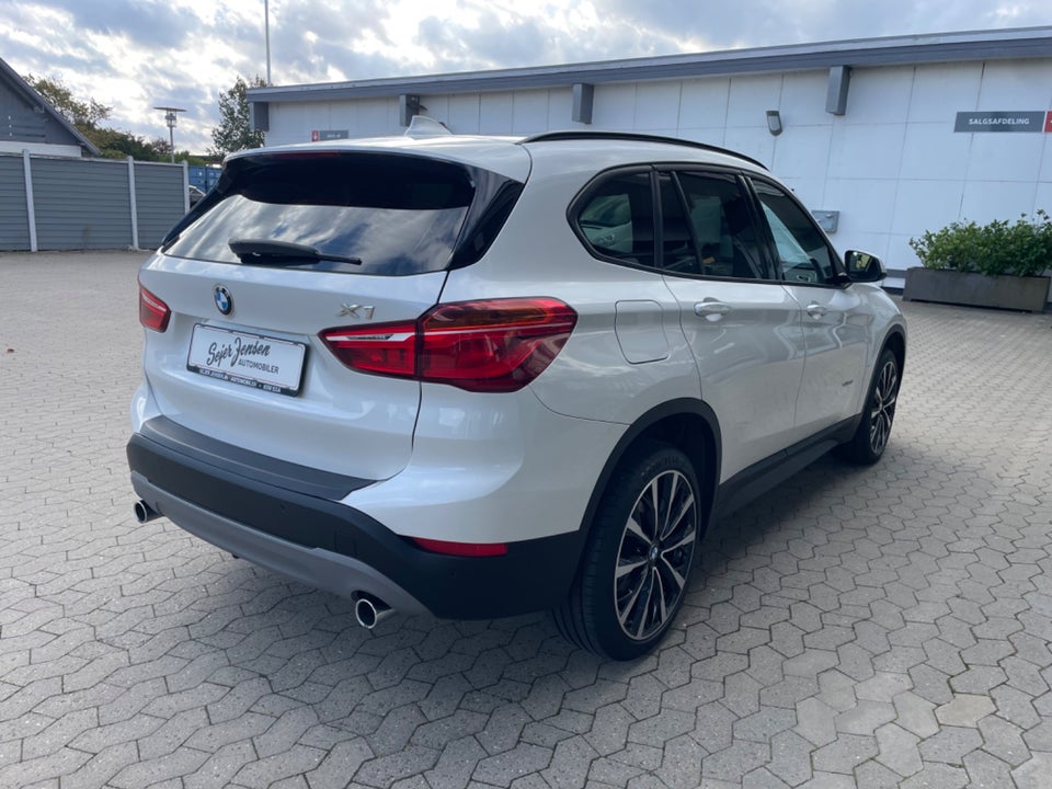 BMW X1 2,0 sDrive20i Advantage aut. 5d