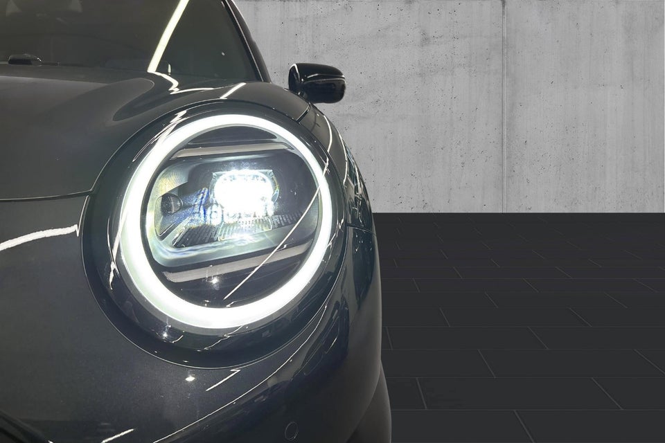 MINI Cooper E JCW Trim M 3d