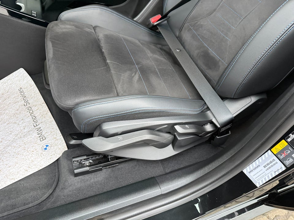 BMW iX1 eDrive20 M-Sport 5d