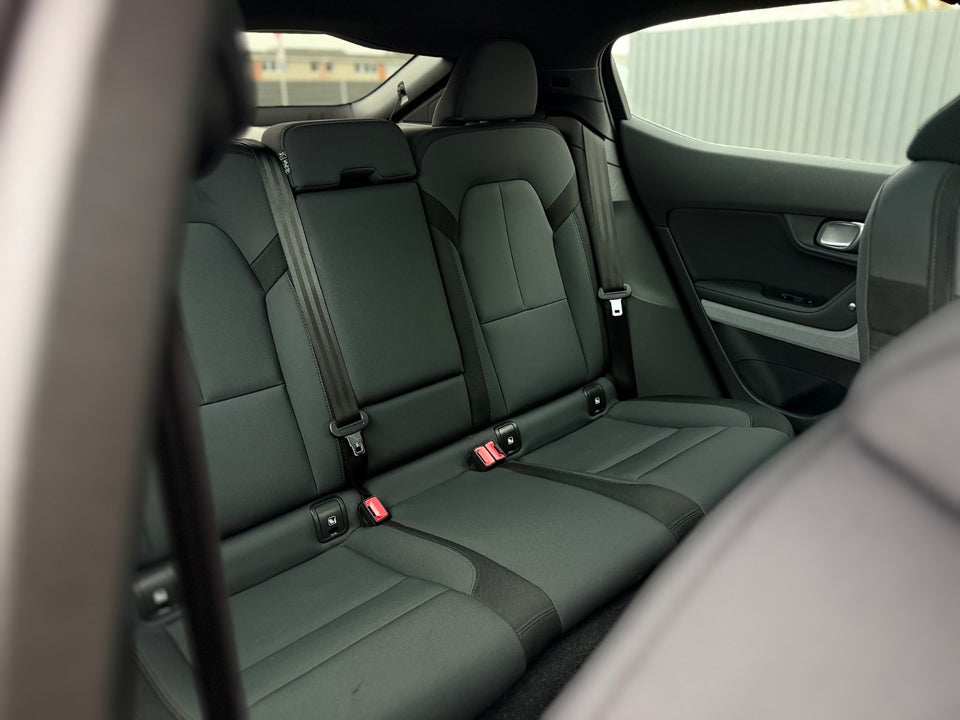 Polestar 2 Long Range AWD 5d