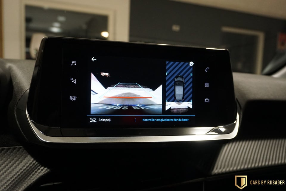 Peugeot 208 1,2 PureTech 75 Black Limited 5d