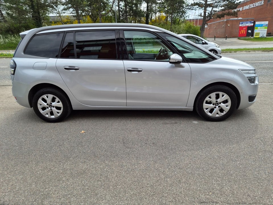 Citroën Grand C4 Picasso 1,6 e-HDi 115 Intensive ETG6 7prs 5d