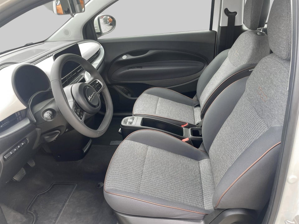 Fiat 500e 42 Icon 3d
