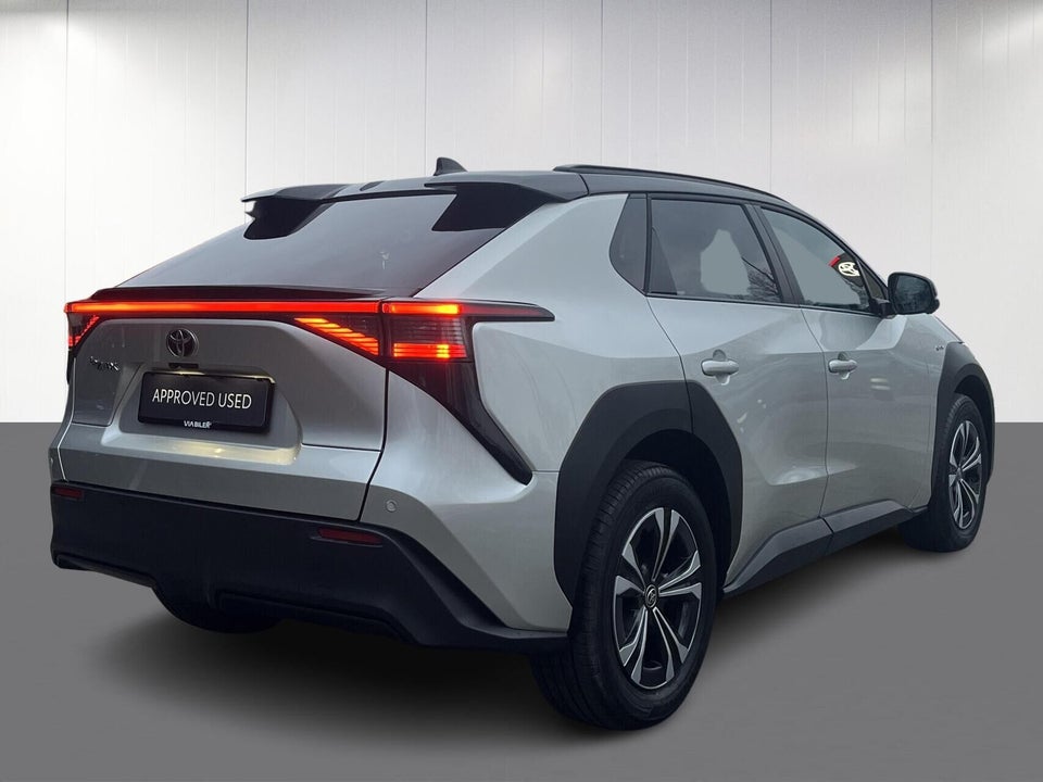 Toyota bZ4X Prestige 5d