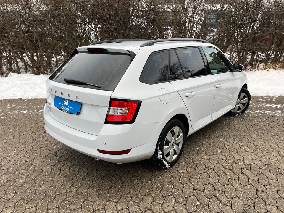 Skoda Fabia 1,0 MPi 60 Ambition Combi 5d