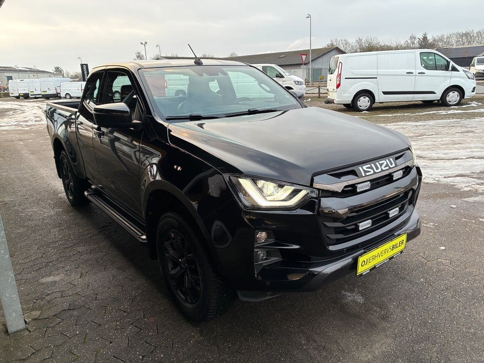 Isuzu D-Max 1,9 TD 163 Ext. Cab Exclusive aut. 4d
