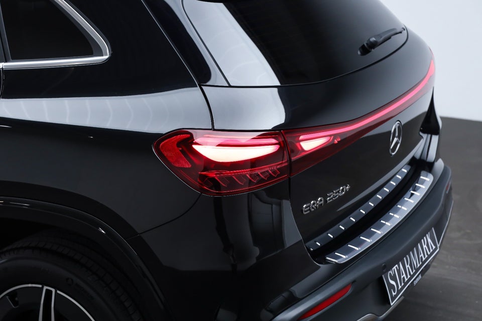 Mercedes EQA250+ AMG Premium 5d