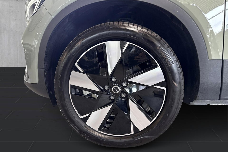 Volvo EX40 Extended Range Core 5d