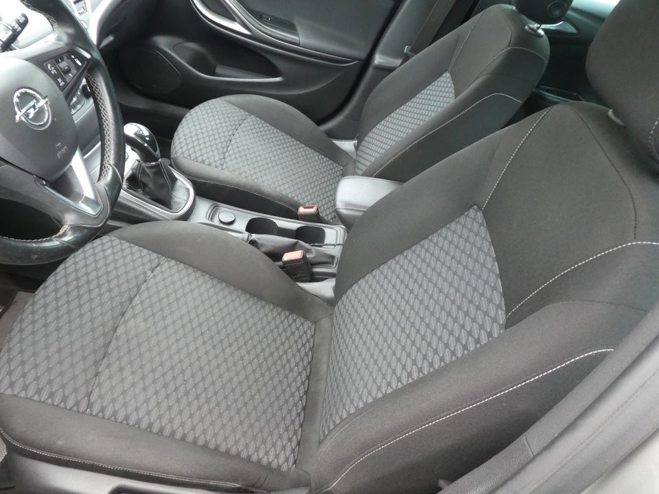 Opel Astra 1,0 T 105 Enjoy 5d