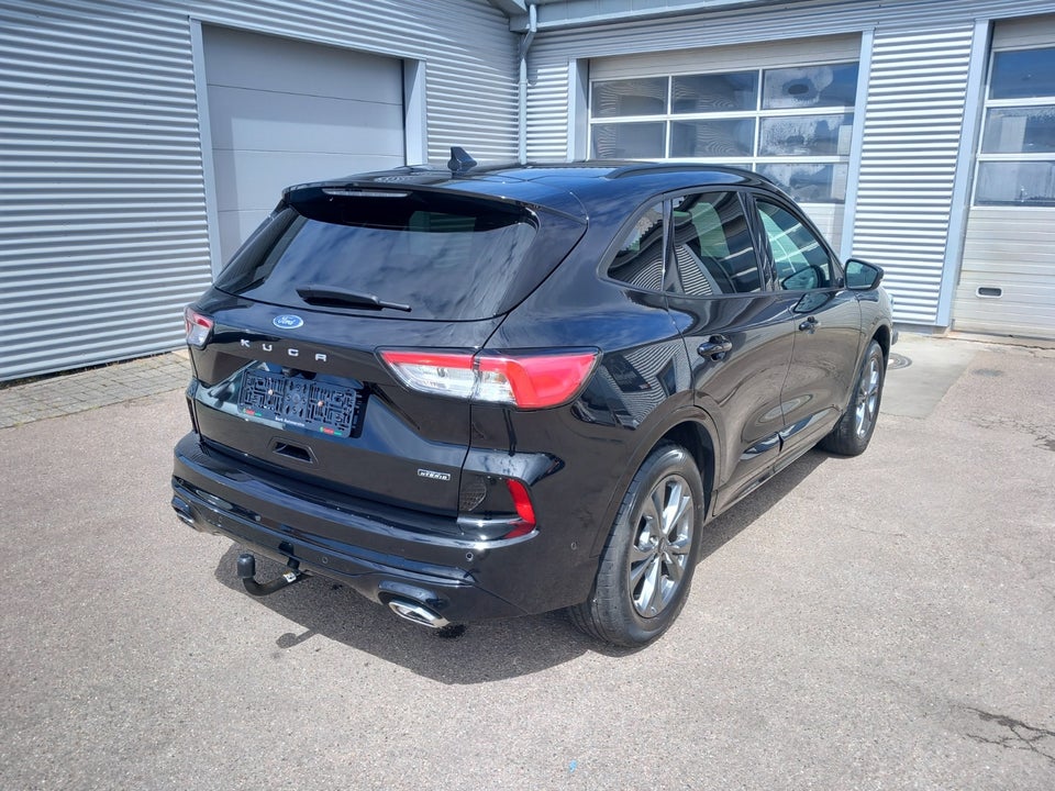 Ford Kuga 2,5 PHEV ST-Line X CVT 5d