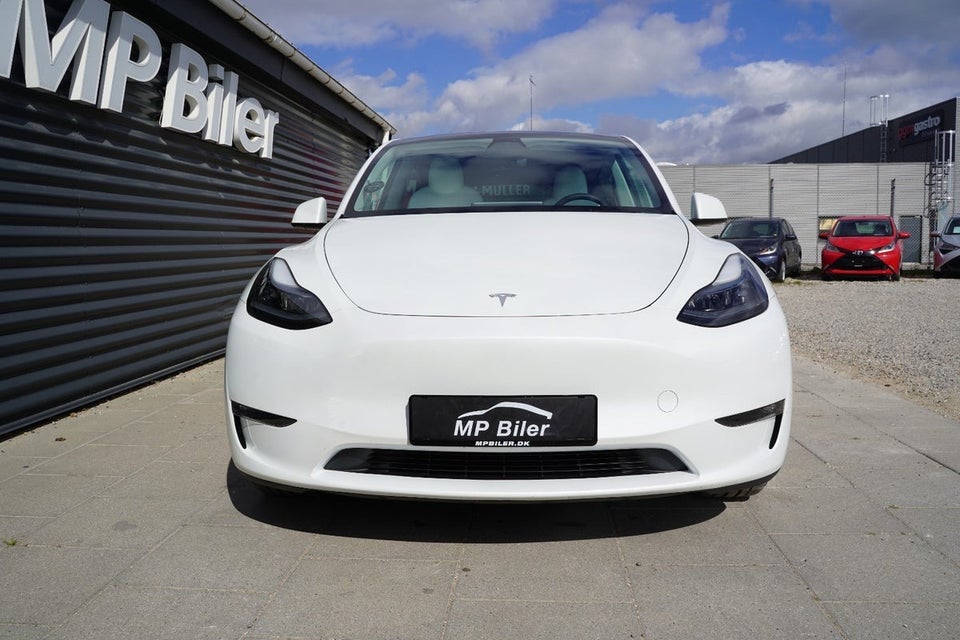 Tesla Model Y Long Range AWD 5d