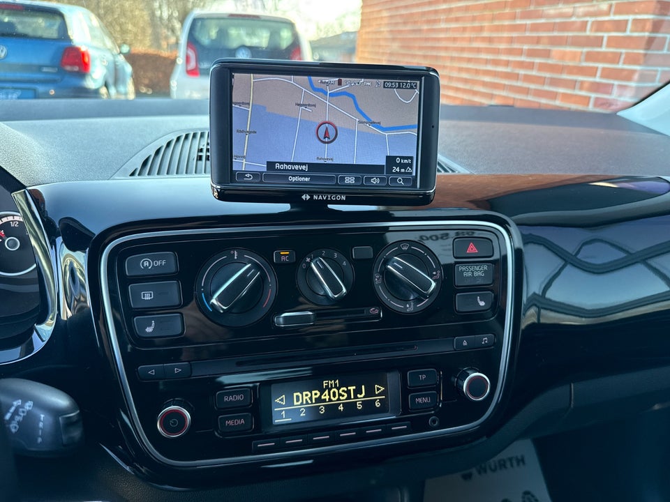 VW Up! 1,0 75 High Up! BMT 5d