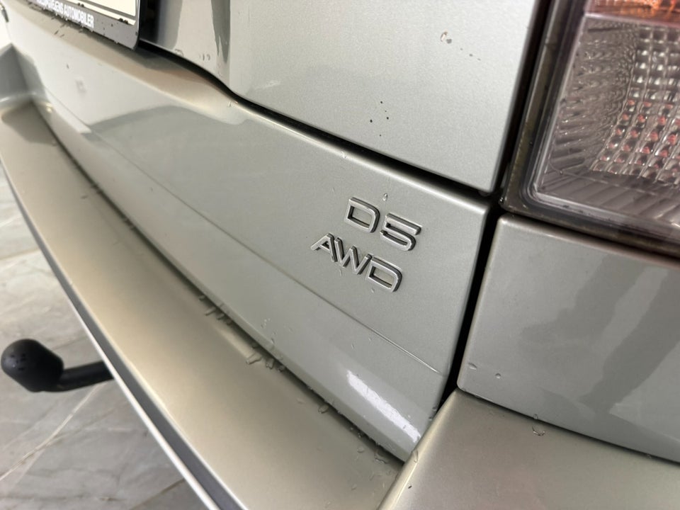 Volvo XC90 2,4 D5 185 Summum aut. AWD Van 5d