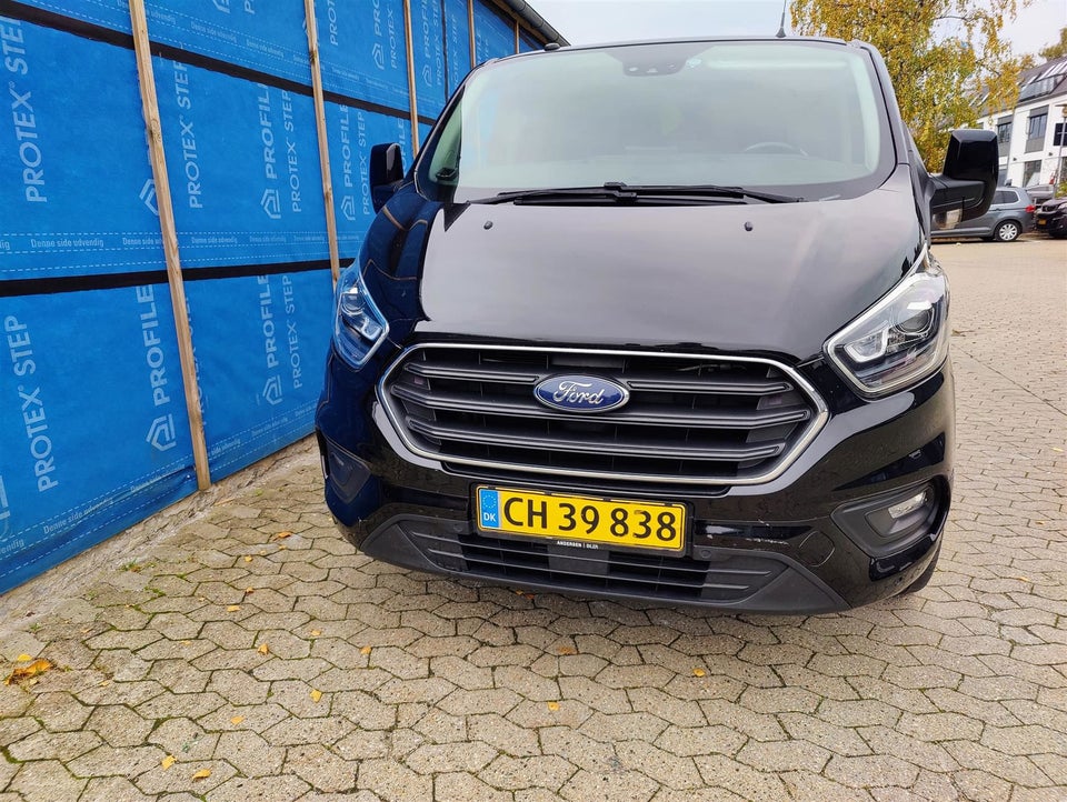 Ford Transit Custom 320L 2,0 TDCi 170 Limited aut.