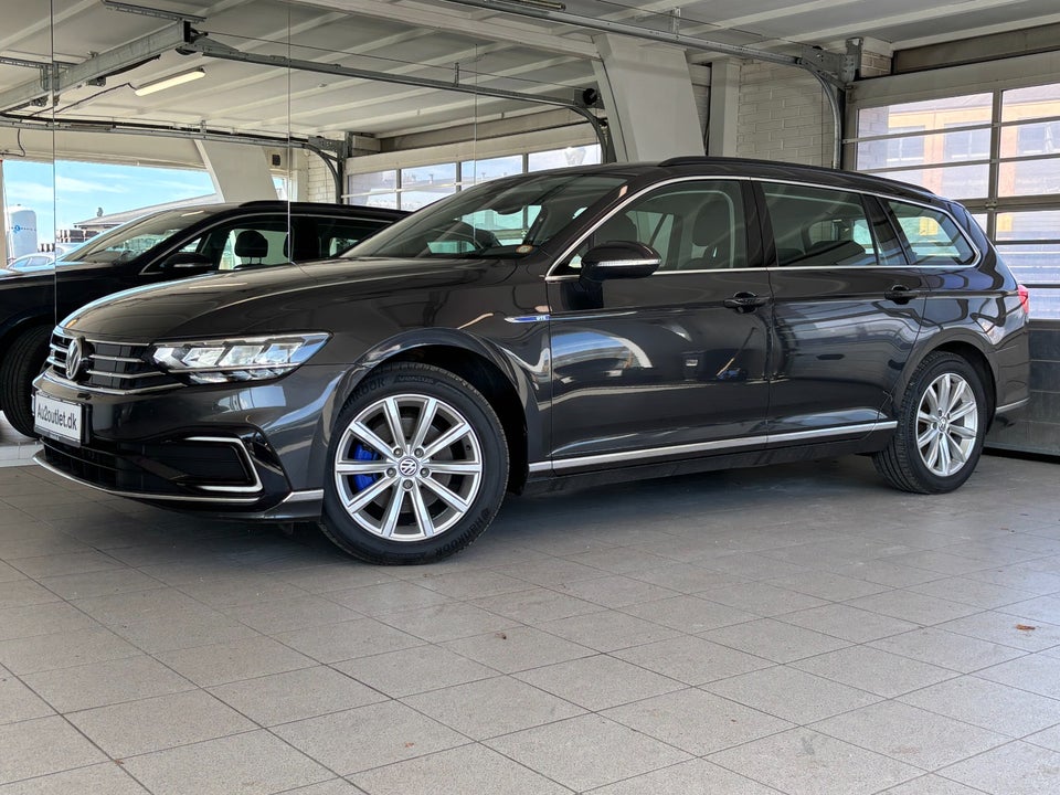 VW Passat 1,4 GTE Variant DSG 5d