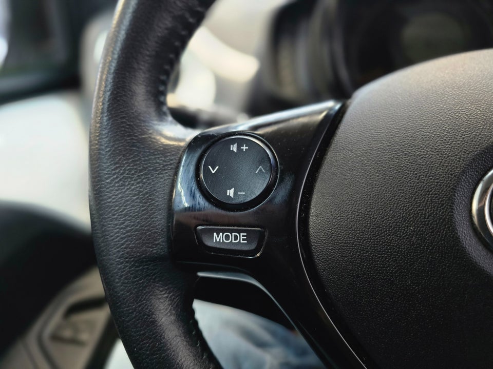 Toyota Aygo 1,0 VVT-i x-cellence 5d